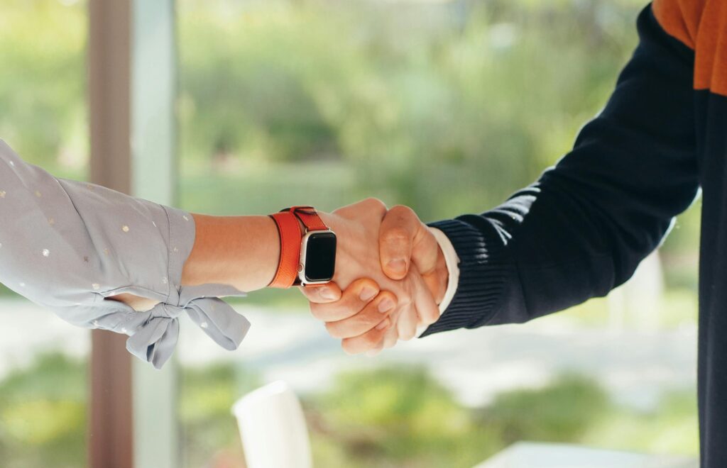 disadvantage of affiliate marketing